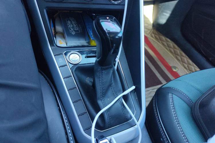 Used Volkswagen Polo 2021 Plus 1.5L Automatic Colorful Tech Edition Gear Lever