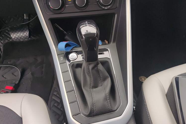 Used Volkswagen Polo 2021 Plus 1.5L Automatic Colorful Tech Edition Gear Lever