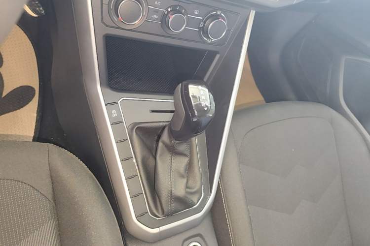 Used Volkswagen Polo 2021 Plus 1.5L Automatic Panoramic Enjoyment Edition Gear Lever