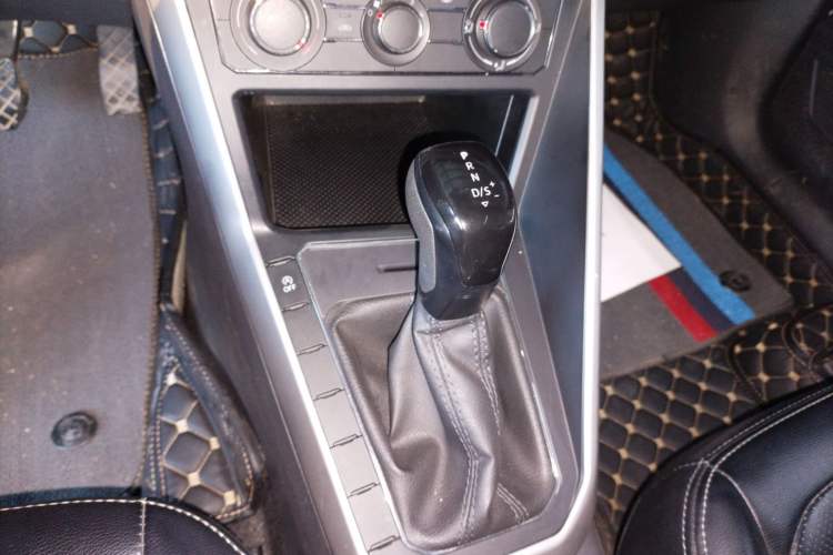 Used Volkswagen Polo 2021 Plus 1.5L Automatic Panoramic Enjoyment Edition Gear Lever