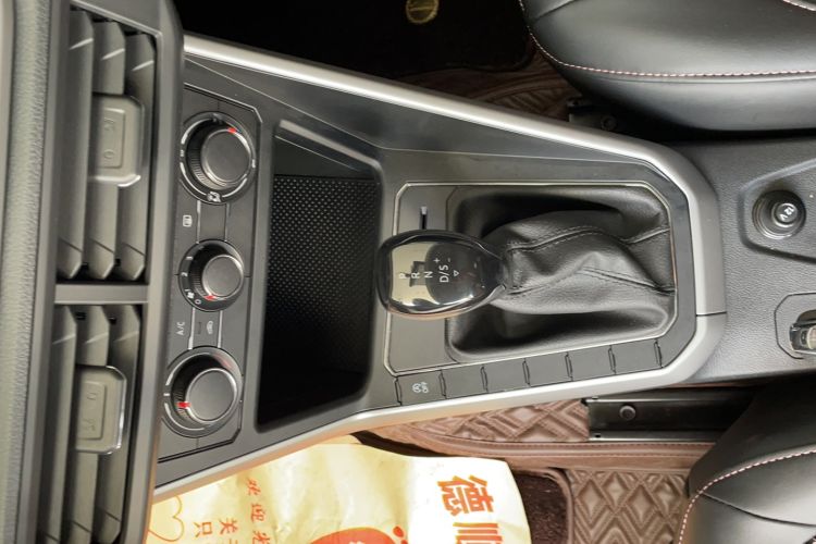 Used Volkswagen Polo 2021 Plus 1.5L Automatic Panoramic Enjoyment Edition Gear Lever