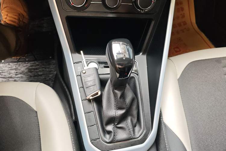 Used Volkswagen Polo 2021 Plus 1.5L Automatic Colorful Tech Edition Gear Lever