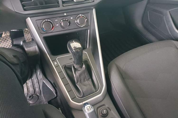 Used Volkswagen Polo 2021 Plus 1.5L Automatic Panoramic Enjoyment Edition Gear Lever