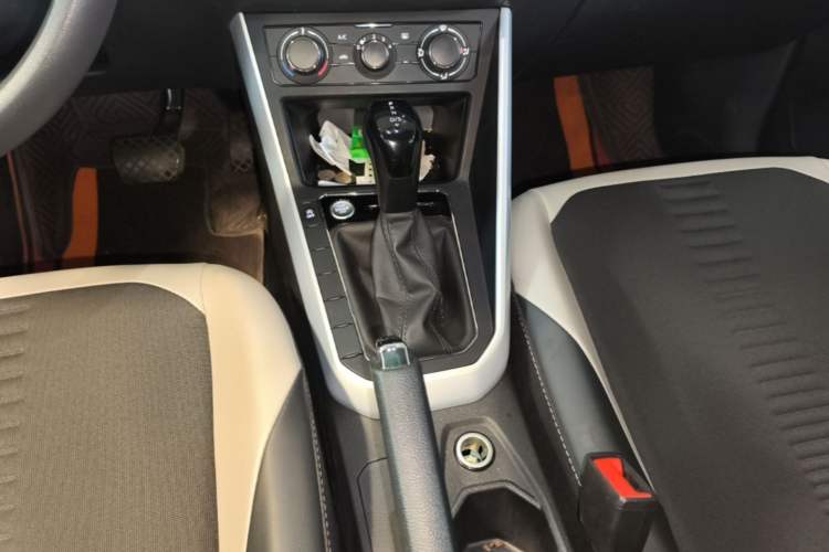 Used Volkswagen Polo 2021 Plus 1.5L Automatic Colorful Tech Edition Gear Lever
