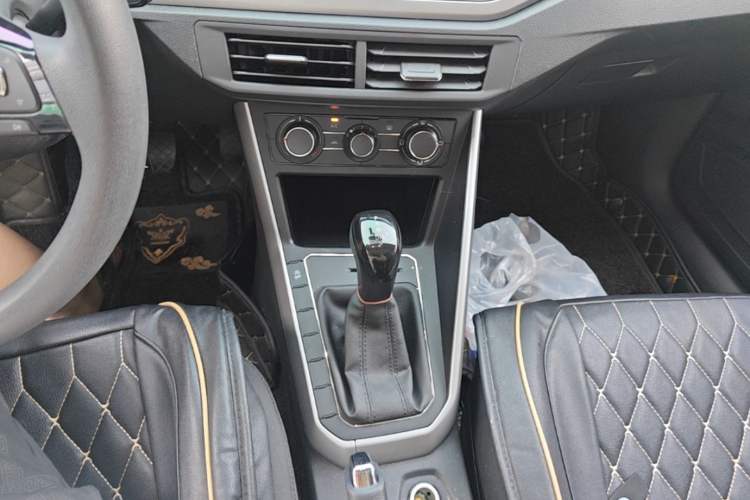 Used Volkswagen Polo 2021 Plus 1.5L Automatic Panoramic Enjoyment Edition Gear Lever