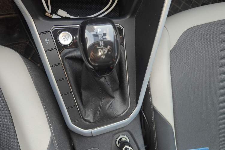 Used Volkswagen Polo 2021 Plus 1.5L Automatic Colorful Tech Edition Gear Lever