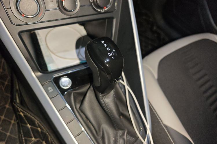 Used Volkswagen Polo 2021 Plus 1.5L Automatic Colorful Tech Edition Gear Lever