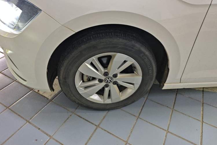 Used Volkswagen Polo 2021 Plus 1.5L Automatic Panoramic Enjoyment Edition Left Front Wheel Hub