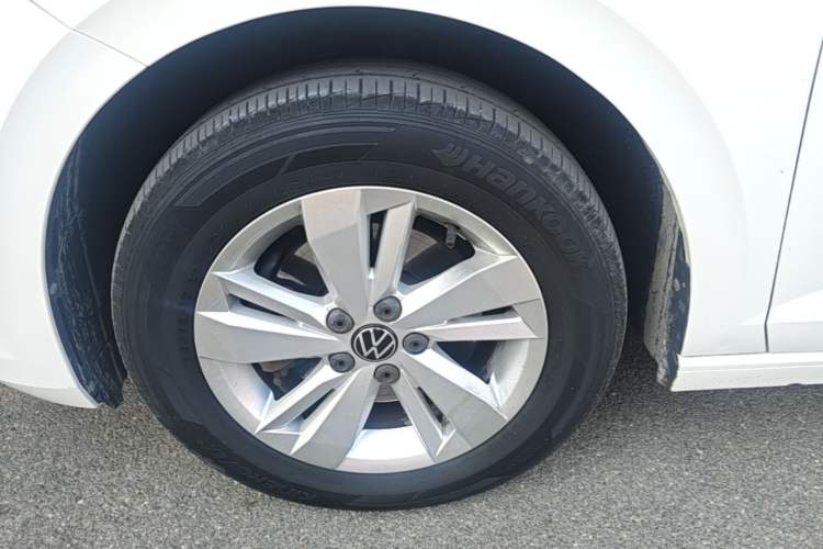 Used Volkswagen Polo 2021 Plus 1.5L Automatic Panoramic Enjoyment Edition Left Front Wheel Hub