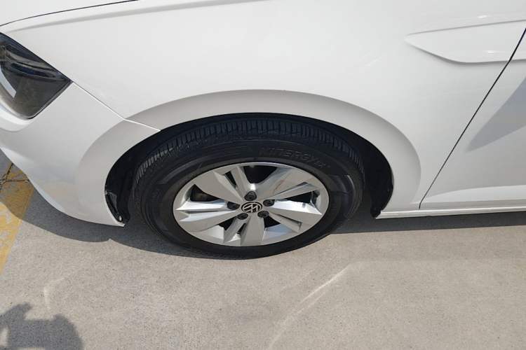 Used Volkswagen Polo 2021 Plus 1.5L Automatic Panoramic Enjoyment Edition Left Front Wheel Hub