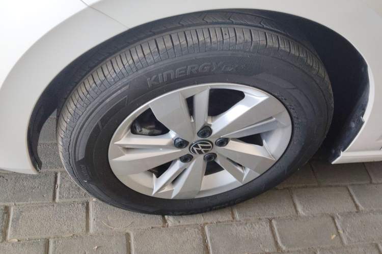 Used Volkswagen Polo 2021 Plus 1.5L Automatic Panoramic Enjoyment Edition Left Front Wheel Hub