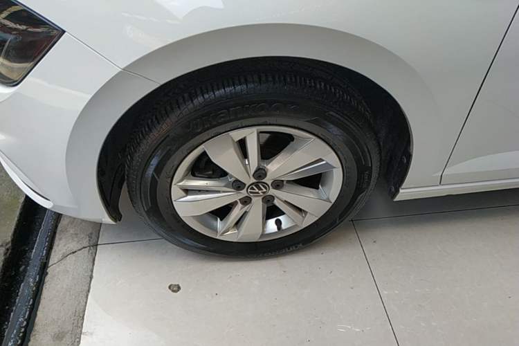 Used Volkswagen Polo 2021 Plus 1.5L Automatic Panoramic Enjoyment Edition Left Front Wheel Hub