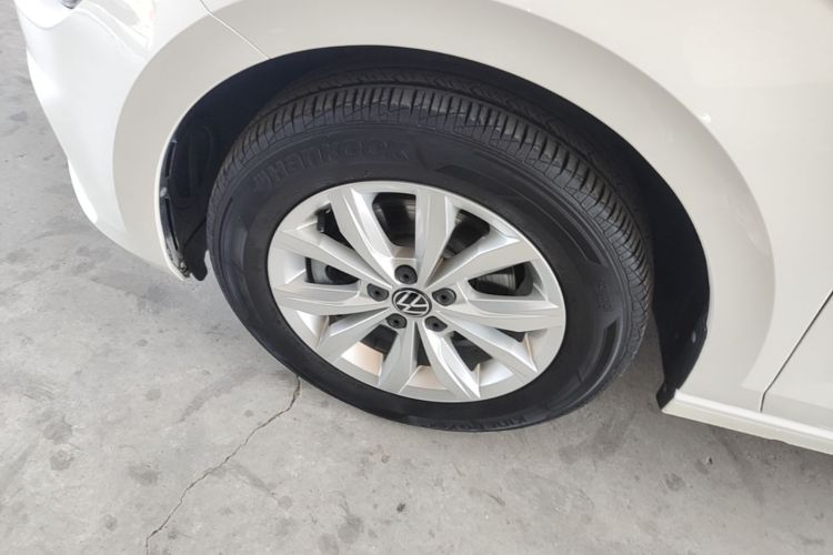 Used Volkswagen Polo 2021 Plus 1.5L Automatic Colorful Tech Edition Left Front Wheel Hub