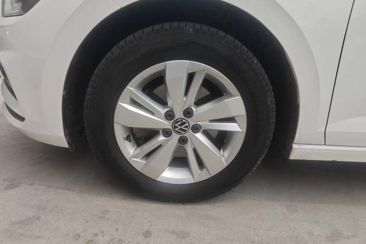 Used Volkswagen Polo 2021 Plus 1.5L Automatic Panoramic Enjoyment Edition Left Front Wheel Hub