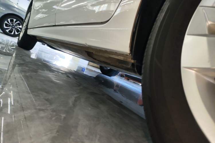 Used Volkswagen Polo 2021 Plus 1.5L Automatic Panoramic Enjoyment Edition Left Side Sill