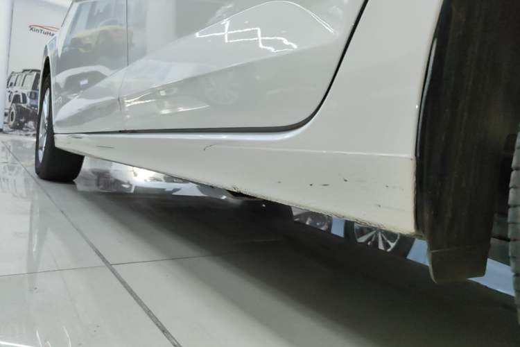 Used Volkswagen Polo 2021 Plus 1.5L Automatic Panoramic Enjoyment Edition Left Side Sill