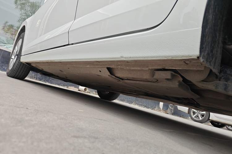 Used Volkswagen Polo 2021 Plus 1.5L Automatic Panoramic Enjoyment Edition Left Side Sill