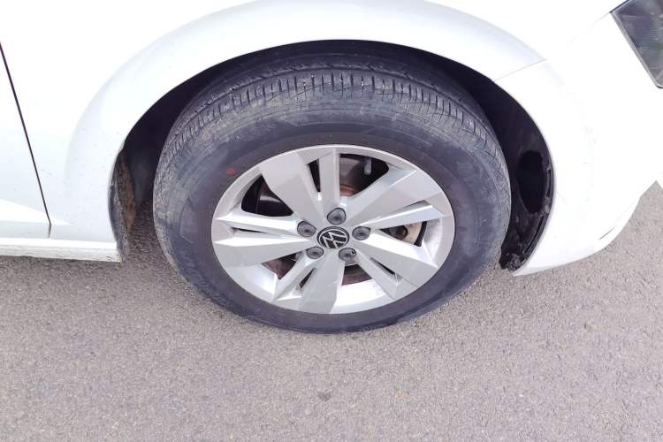 Used Volkswagen Polo 2021 Plus 1.5L Automatic Panoramic Enjoyment Edition Right Front Wheel Hub