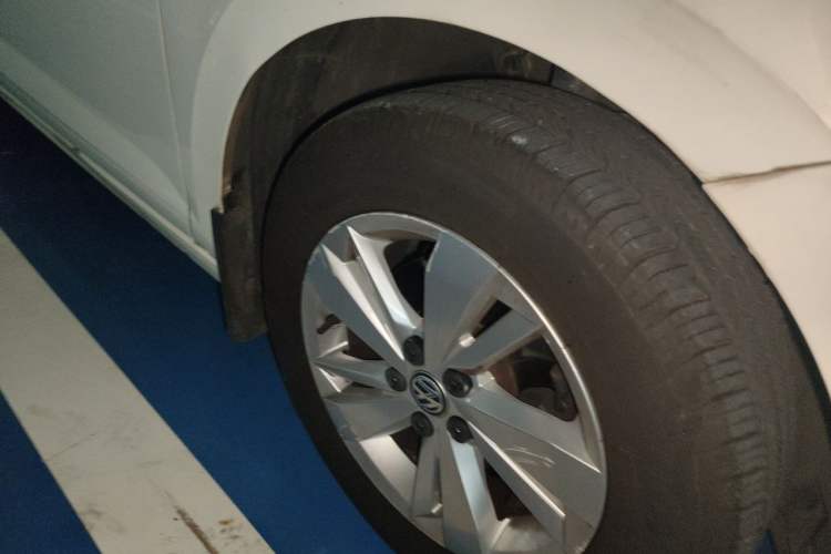 Used Volkswagen Polo 2021 Plus 1.5L Automatic Panoramic Enjoyment Edition Right Front Wheel Hub