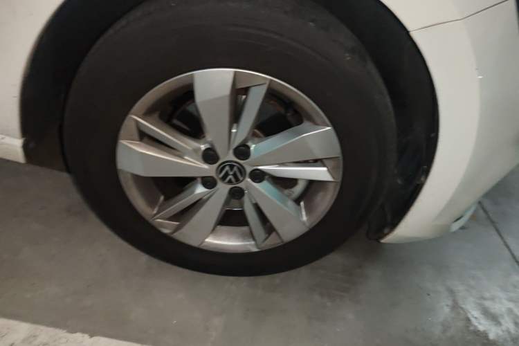 Used Volkswagen Polo 2021 Plus 1.5L Automatic Panoramic Enjoyment Edition Right Front Wheel Hub