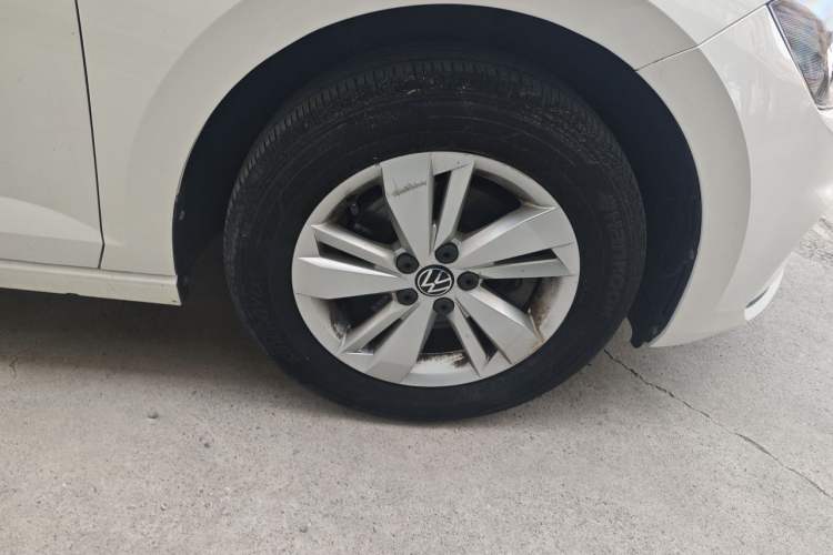 Used Volkswagen Polo 2021 Plus 1.5L Automatic Panoramic Enjoyment Edition Right Front Wheel Hub