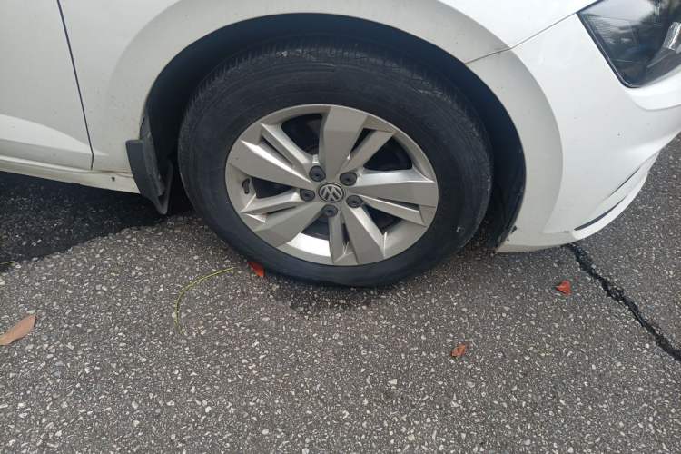 Used Volkswagen Polo 2021 Plus 1.5L Automatic Panoramic Enjoyment Edition Right Front Wheel Hub