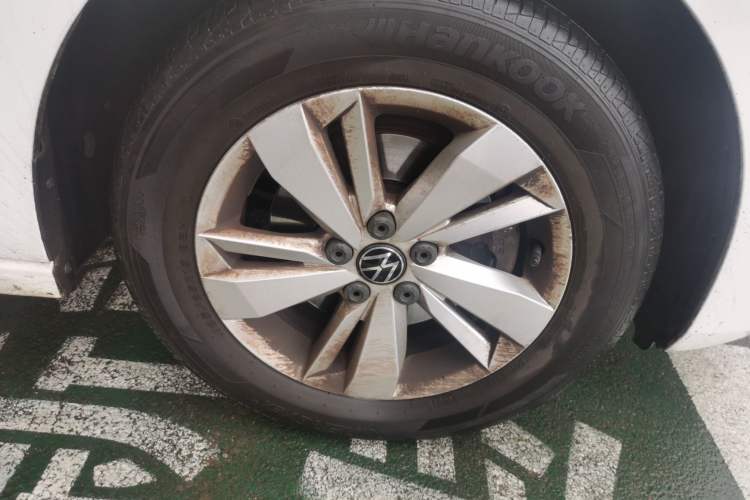 Used Volkswagen Polo 2021 Plus 1.5L Automatic Panoramic Enjoyment Edition Right Front Wheel Hub