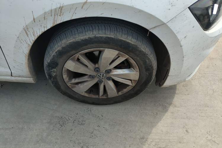 Used Volkswagen Polo 2021 Plus 1.5L Automatic Panoramic Enjoyment Edition Right Front Wheel Hub