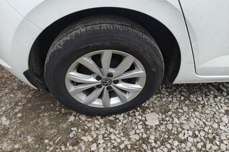 Used Volkswagen Polo 2021 Plus 1.5L Automatic Colorful Tech Edition Right Rear Wheel Hub