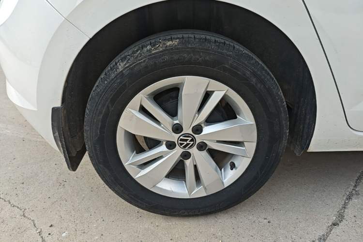 Used Volkswagen Polo 2021 Plus 1.5L Automatic Panoramic Enjoyment Edition Right Rear Wheel Hub