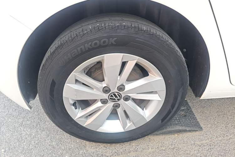 Used Volkswagen Polo 2021 Plus 1.5L Automatic Panoramic Enjoyment Edition Right Rear Wheel Hub