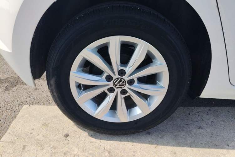 Used Volkswagen Polo 2021 Plus 1.5L Automatic Colorful Tech Edition Right Rear Wheel Hub