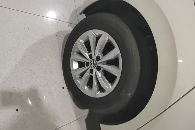 Used Volkswagen Polo 2021 Plus 1.5L Automatic Colorful Tech Edition Right Rear Wheel Hub