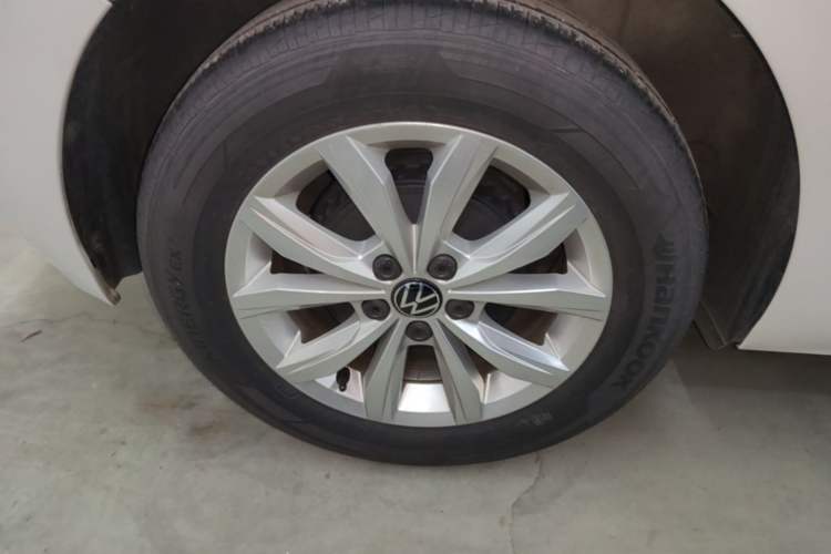 Used Volkswagen Polo 2021 Plus 1.5L Automatic Colorful Tech Edition Right Rear Wheel Hub