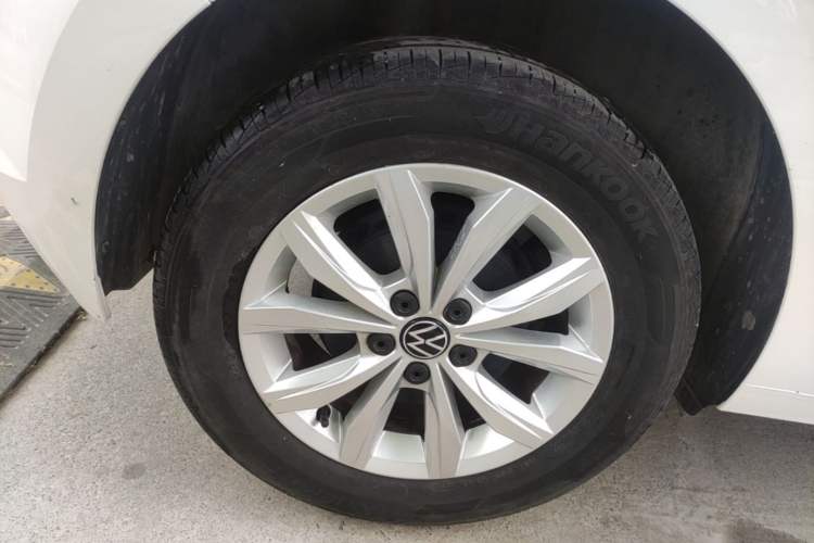 Used Volkswagen Polo 2021 Plus 1.5L Automatic Colorful Tech Edition Right Rear Wheel Hub