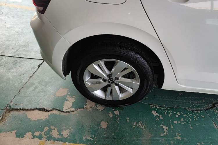 Used Volkswagen Polo 2021 Plus 1.5L Automatic Panoramic Enjoyment Edition Right Rear Wheel Hub