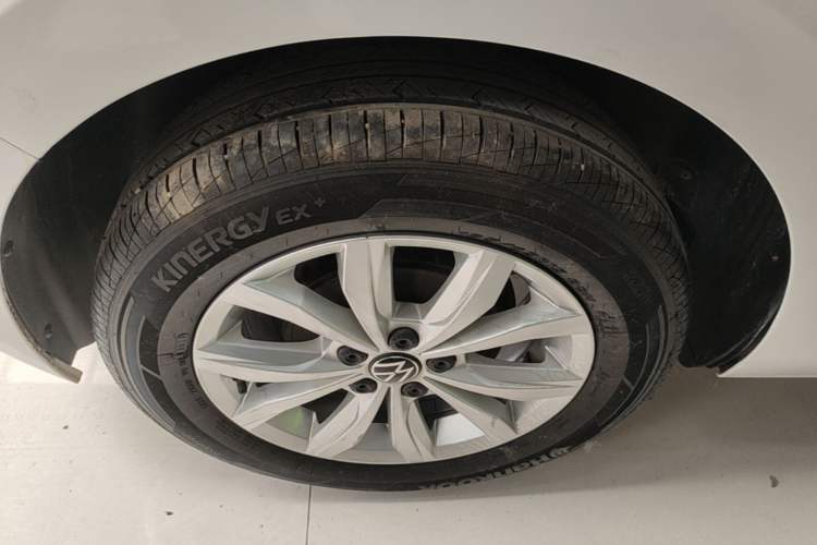 Used Volkswagen Polo 2021 Plus 1.5L Automatic Colorful Tech Edition Right Rear Wheel Hub