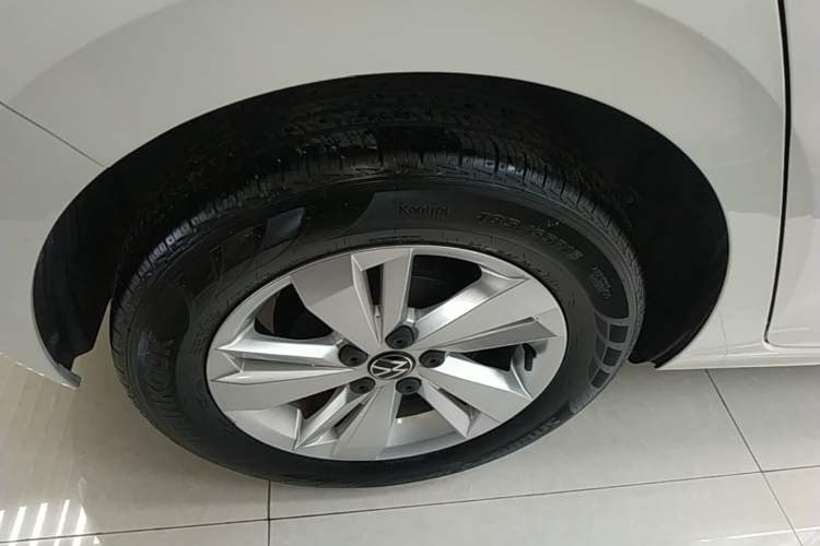 Used Volkswagen Polo 2021 Plus 1.5L Automatic Panoramic Enjoyment Edition Right Rear Wheel Hub