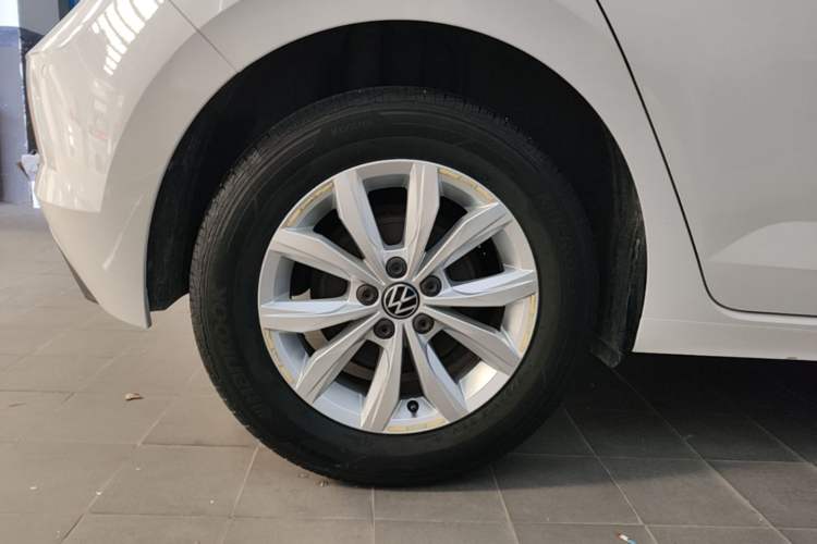 Used Volkswagen Polo 2021 Plus 1.5L Automatic Colorful Tech Edition Right Rear Wheel Hub