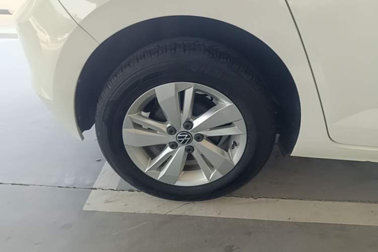 Used Volkswagen Polo 2021 Plus 1.5L Automatic Panoramic Enjoyment Edition Right Rear Wheel Hub