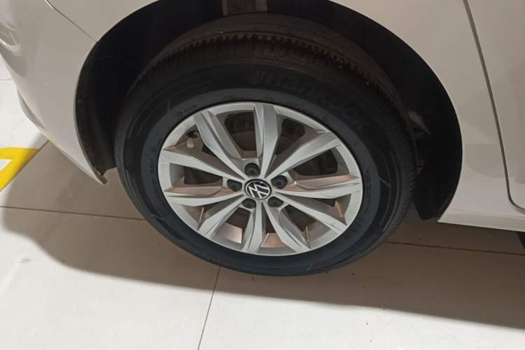 Used Volkswagen Polo 2021 Plus 1.5L Automatic Colorful Tech Edition Right Rear Wheel Hub