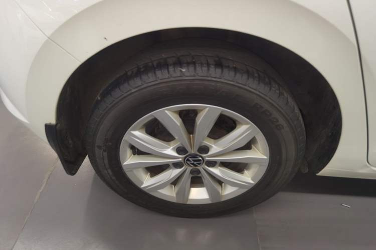 Used Volkswagen Polo 2021 Plus 1.5L Automatic Colorful Tech Edition Right Rear Wheel Hub