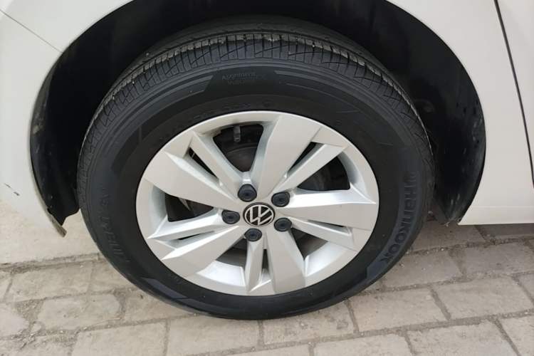 Used Volkswagen Polo 2021 Plus 1.5L Automatic Panoramic Enjoyment Edition Right Rear Wheel Hub