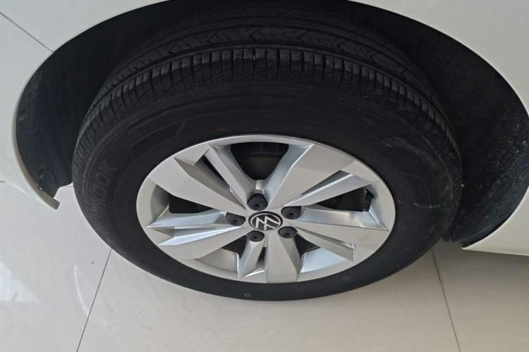 Used Volkswagen Polo 2021 Plus 1.5L Automatic Panoramic Enjoyment Edition Right Rear Wheel Hub