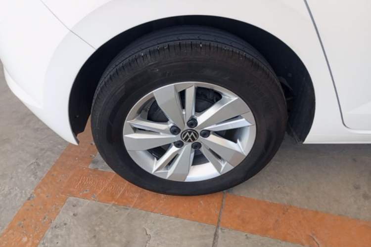 Used Volkswagen Polo 2021 Plus 1.5L Automatic Panoramic Enjoyment Edition Right Rear Wheel Hub