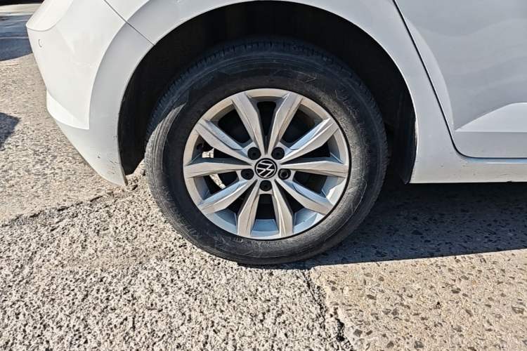 Used Volkswagen Polo 2021 Plus 1.5L Automatic Colorful Tech Edition Right Rear Wheel Hub