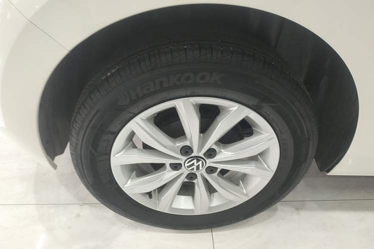 Used Volkswagen Polo 2021 Plus 1.5L Automatic Colorful Tech Edition Right Rear Wheel Hub