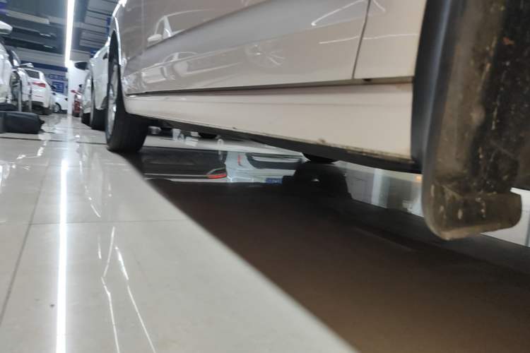 Used Volkswagen Polo 2021 Plus 1.5L Automatic Colorful Tech Edition Right Side Sill