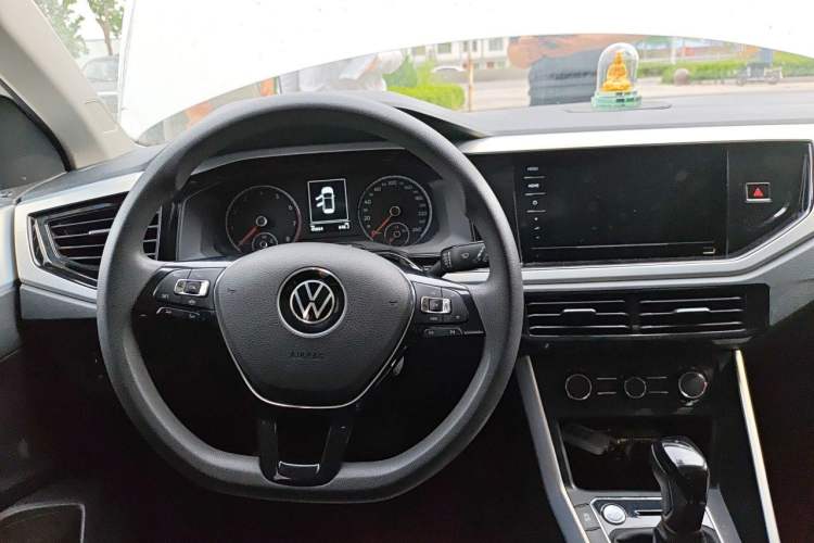 Used Volkswagen Polo 2021 Plus 1.5L Automatic Colorful Tech Edition Steering Wheel