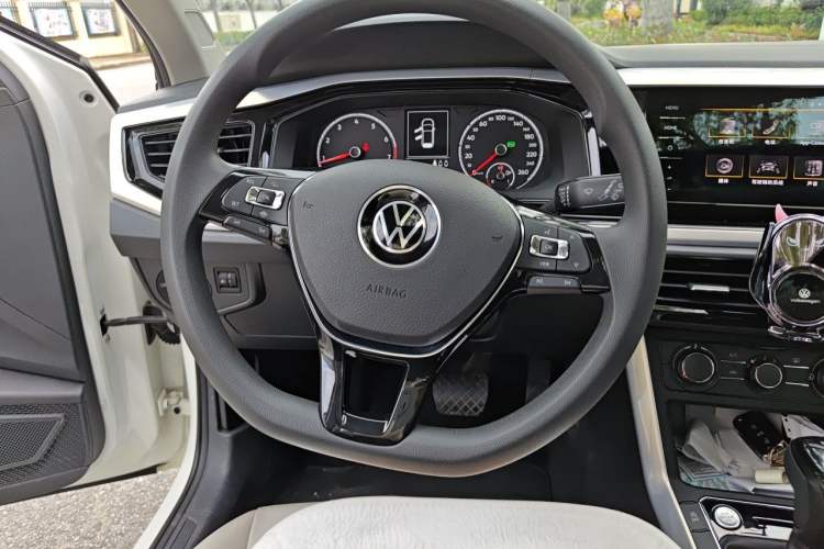 Used Volkswagen Polo 2021 Plus 1.5L Automatic Colorful Tech Edition Steering Wheel